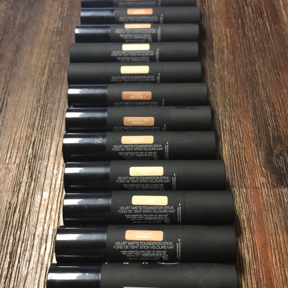 NARS velvet matte foundation stick - Picture 4 of 4